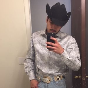 Meet your Posher, Faustino